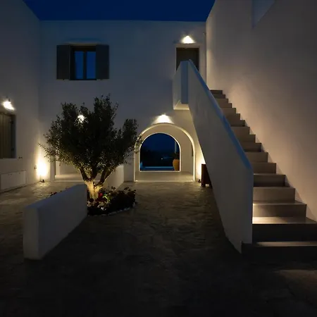 Paros Breeze Odyssey * Drios